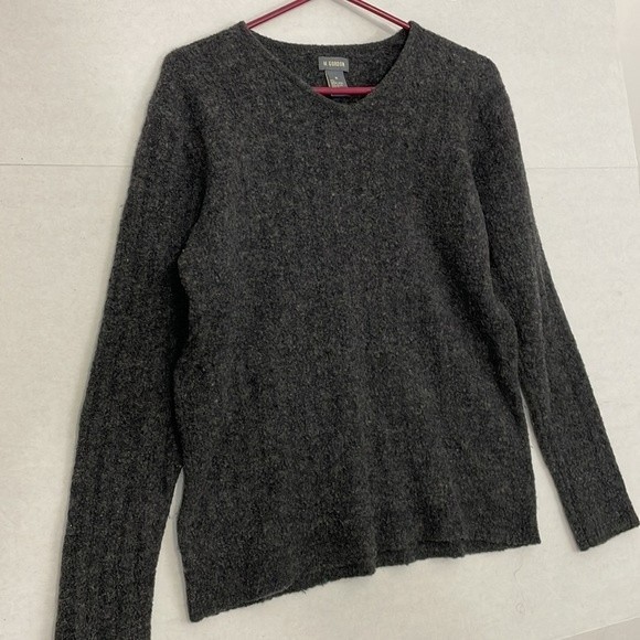M. Gordon Wool Blend Sweater, Gray, Medium - Picture 3 of 7